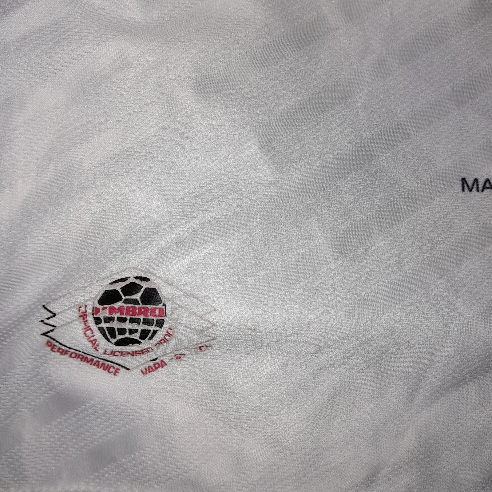 Manchester United 1996-97 away football shirt / jersey. Large mens. Double. - Image 5