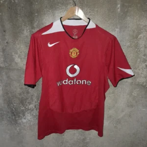 Manchester United 2004-05 home football jersey / shirt. Large mens.