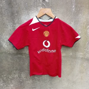Manchester United 2004-05 home football shirt | jersey, Boys small NISTELROOY