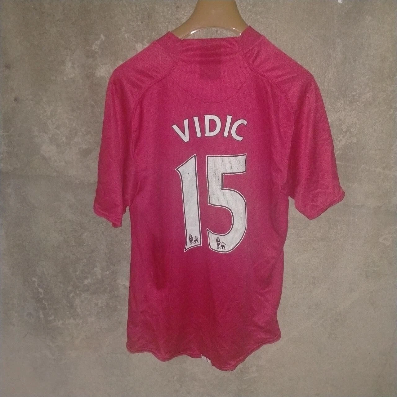 Manchester United 2007-09 home football shirt / jersey. large mensVidic 15