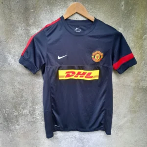 Manchester United 2011-13 training football shirt.  DHL