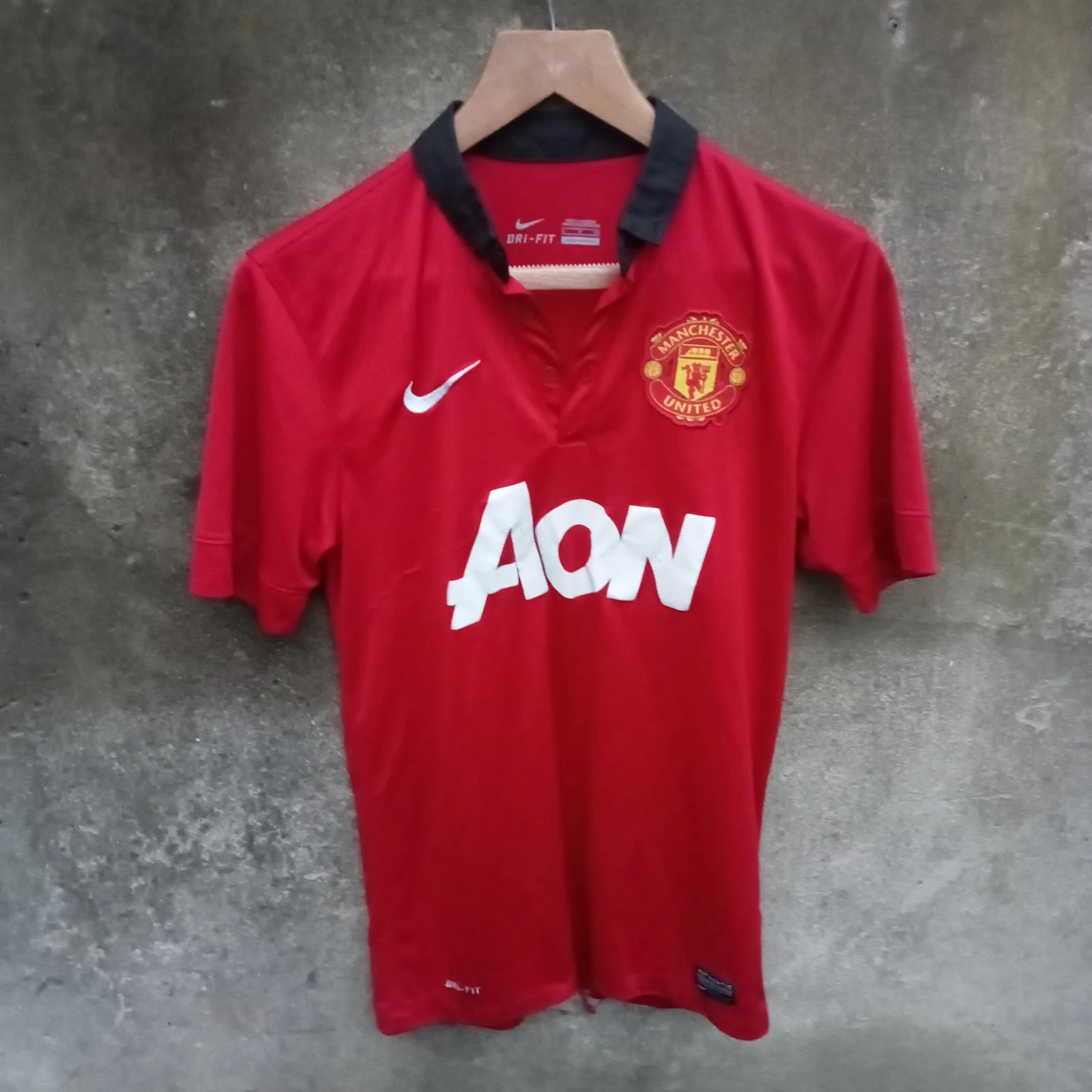 Manchester United 2013-14 Home football shirt | jersey, Mens Small
