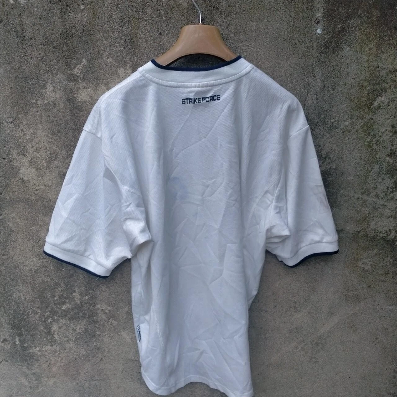 Millwall 2000-01 away football shirt / jersey. Large mens. - Image 3