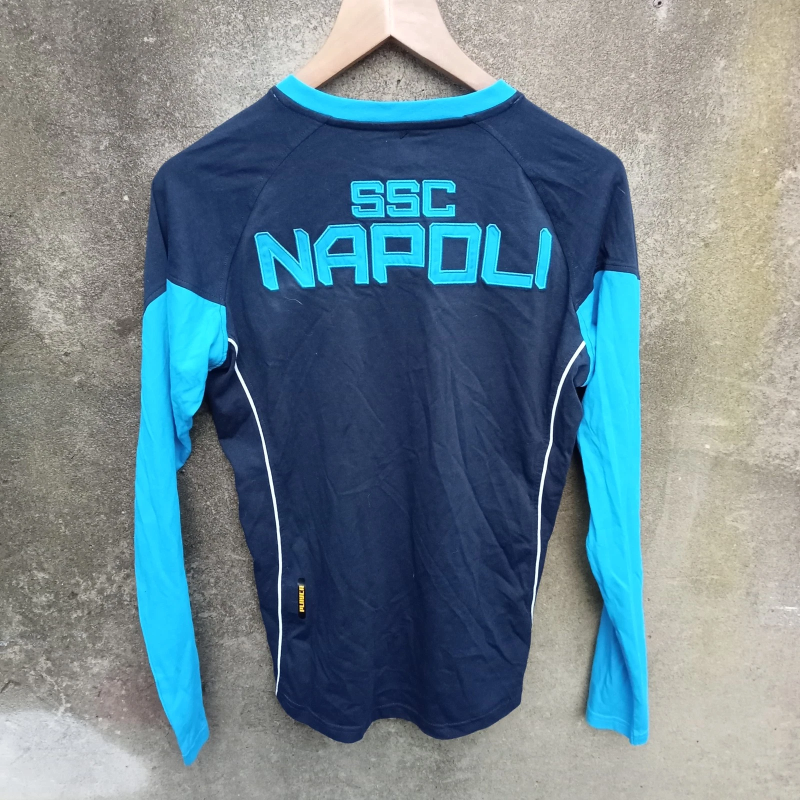 Napoli training navy Logo football long sleeve tshirt. medium mens. Bnwt - Image 5