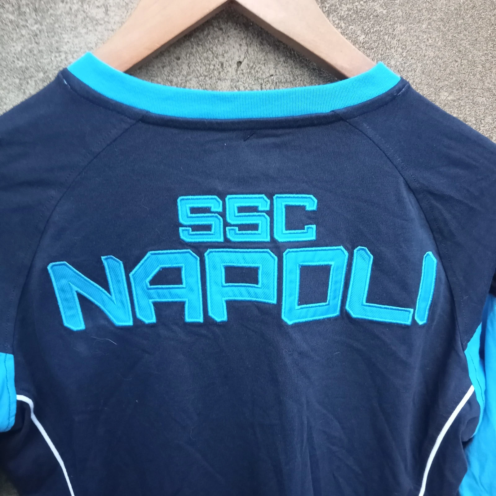 Napoli training navy Logo football long sleeve tshirt. medium mens. Bnwt - Image 6