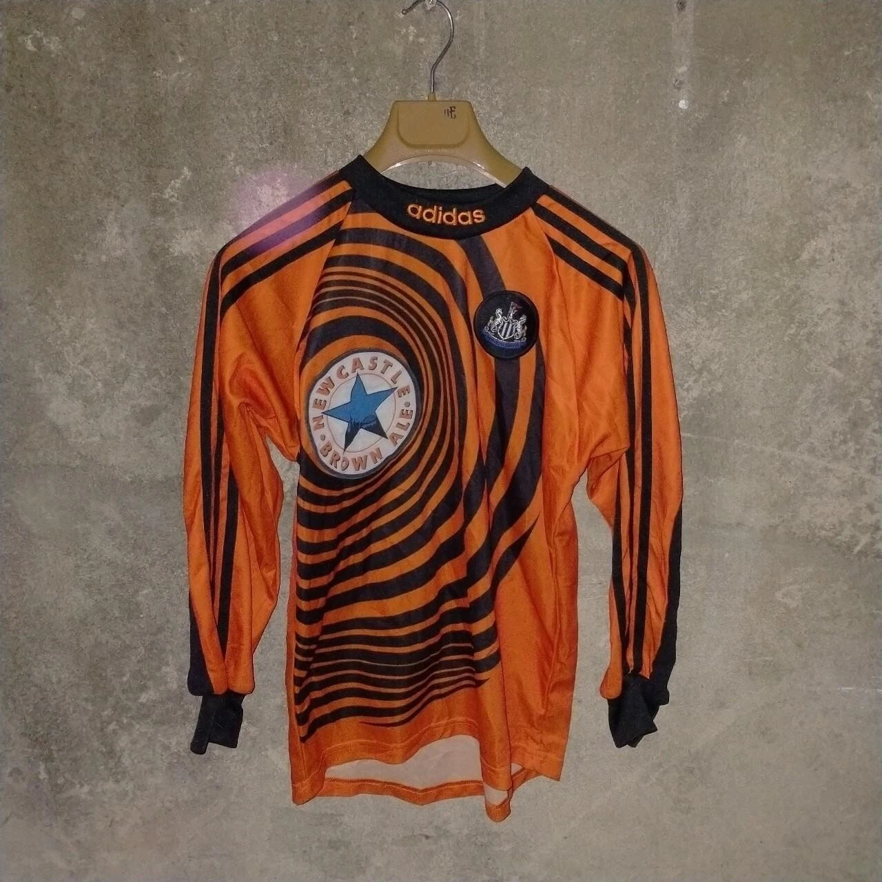 Newcastle United 1997-98 goalkeeper football shirt / jersey.