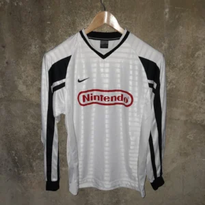 Nintendo template football shirt / jersey. Small mens.