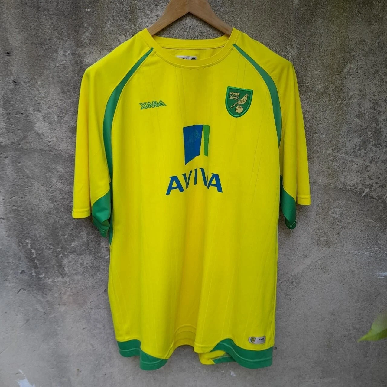 Norwich City 2010-11 home football shirt / jersey. 4XL mens.