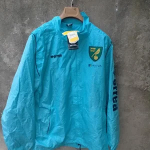Norwich City waterproof training football jacket/ jersey. Large mens. warmup top