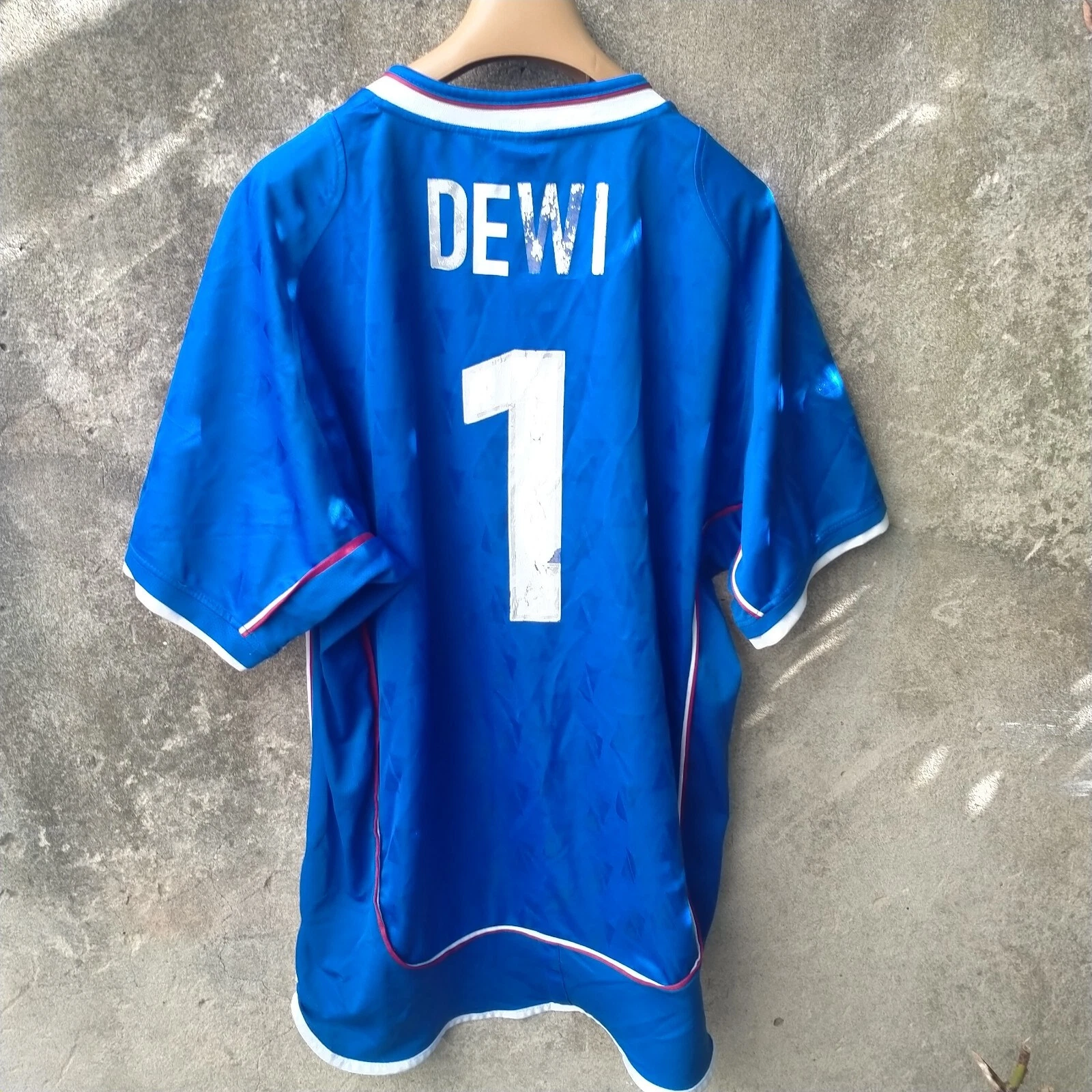 Oldham Athletic 2002-03 home football shirt / jersey. XL Mens Sparta - Image 3
