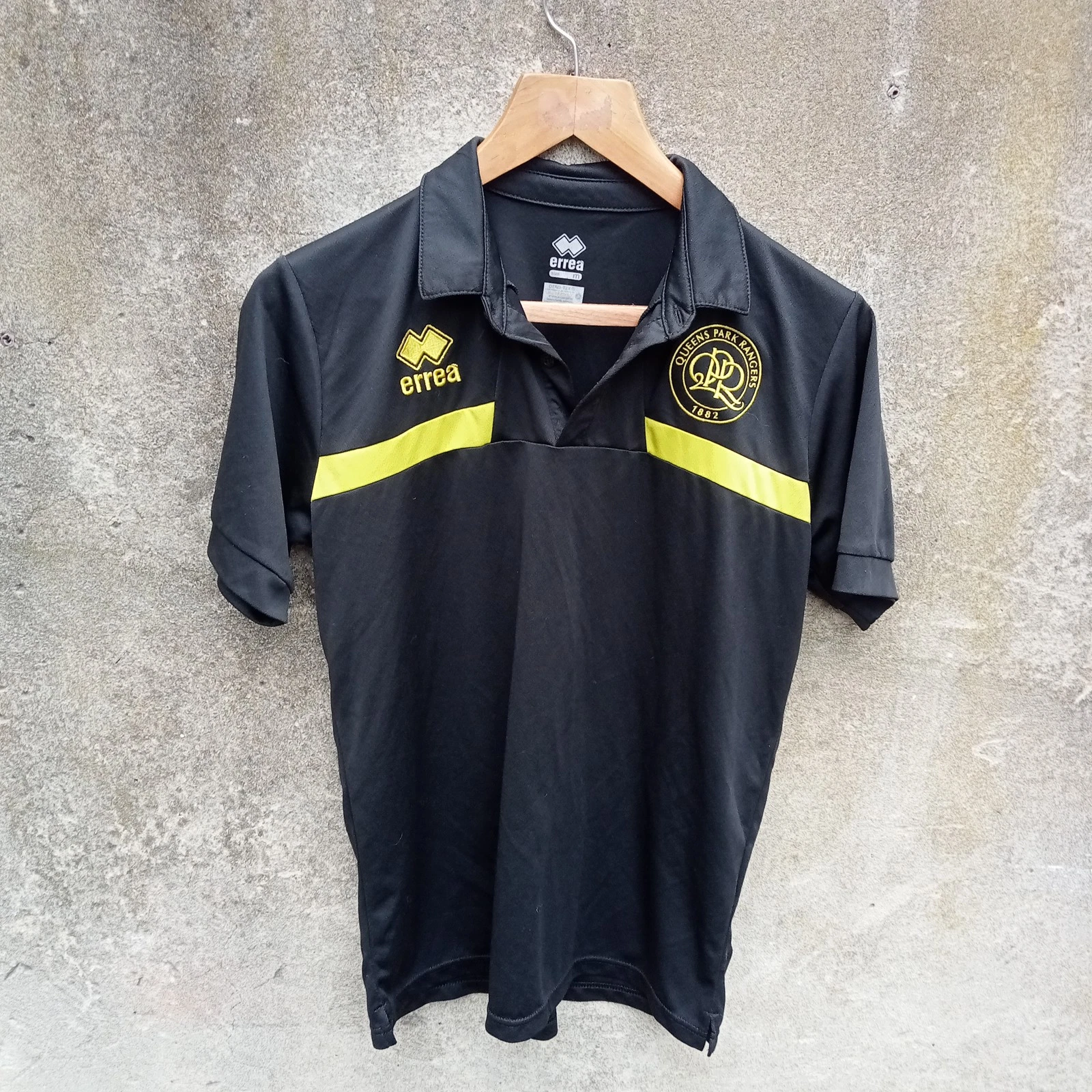 Queens Park Rangers 2022 polo Training football shirt, Mens Medium QPR