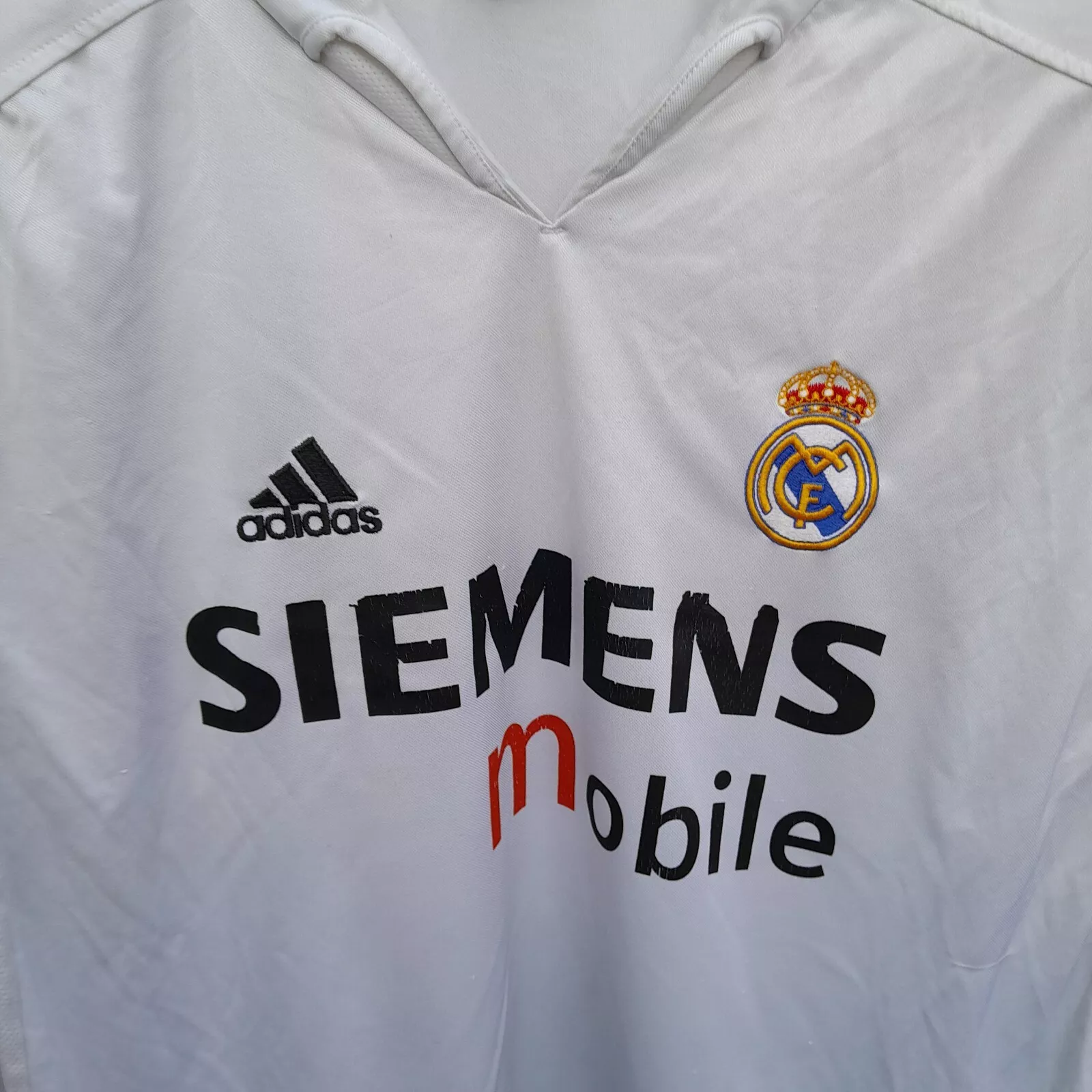 Real Madrid 2004-05 home football shirt / jersey. XL mens. Long Sleeves - Image 2
