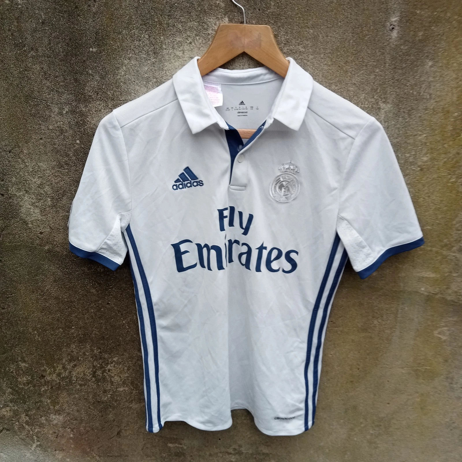 Real Madrid 2016-17 home football shirt | jersey, Boys XL 13-14 years