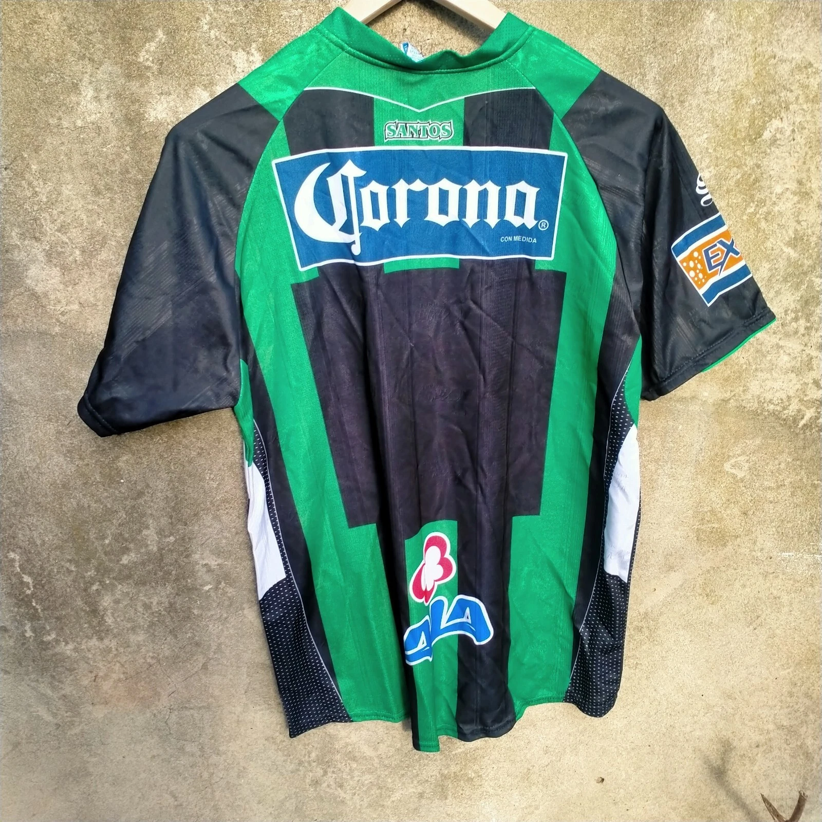 Santos Laguna Mexico away2008-09 home football shirt / jersey. Large mens. - Image 3