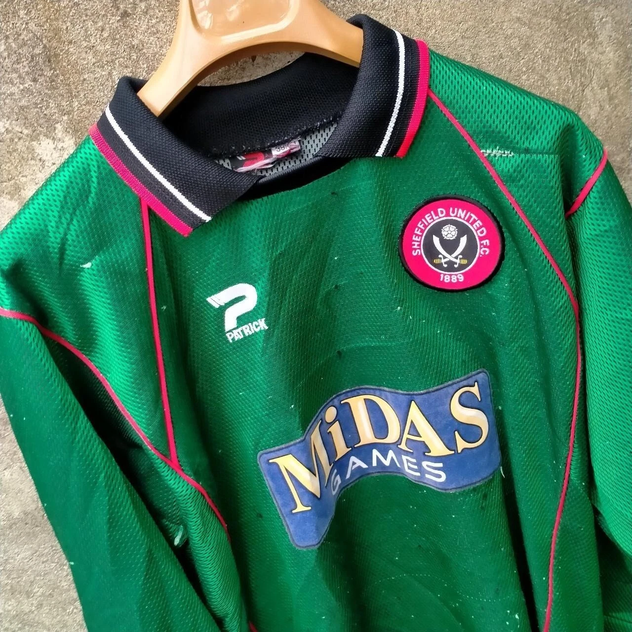 Sheffield United 2000-02 goalkeeper football shirt / jersey. Medium mens. - Image 2
