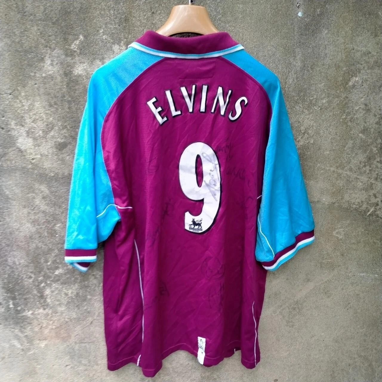 Signed Aston Villa 2000-01 home football shirt / jersey, XXL mens - Image 3