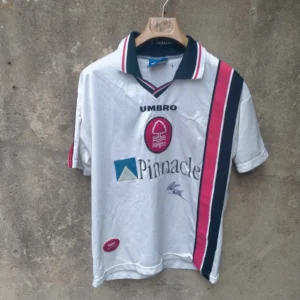 Signed Nottingham Forest 1998-99 away football jersey shirt. Small mens