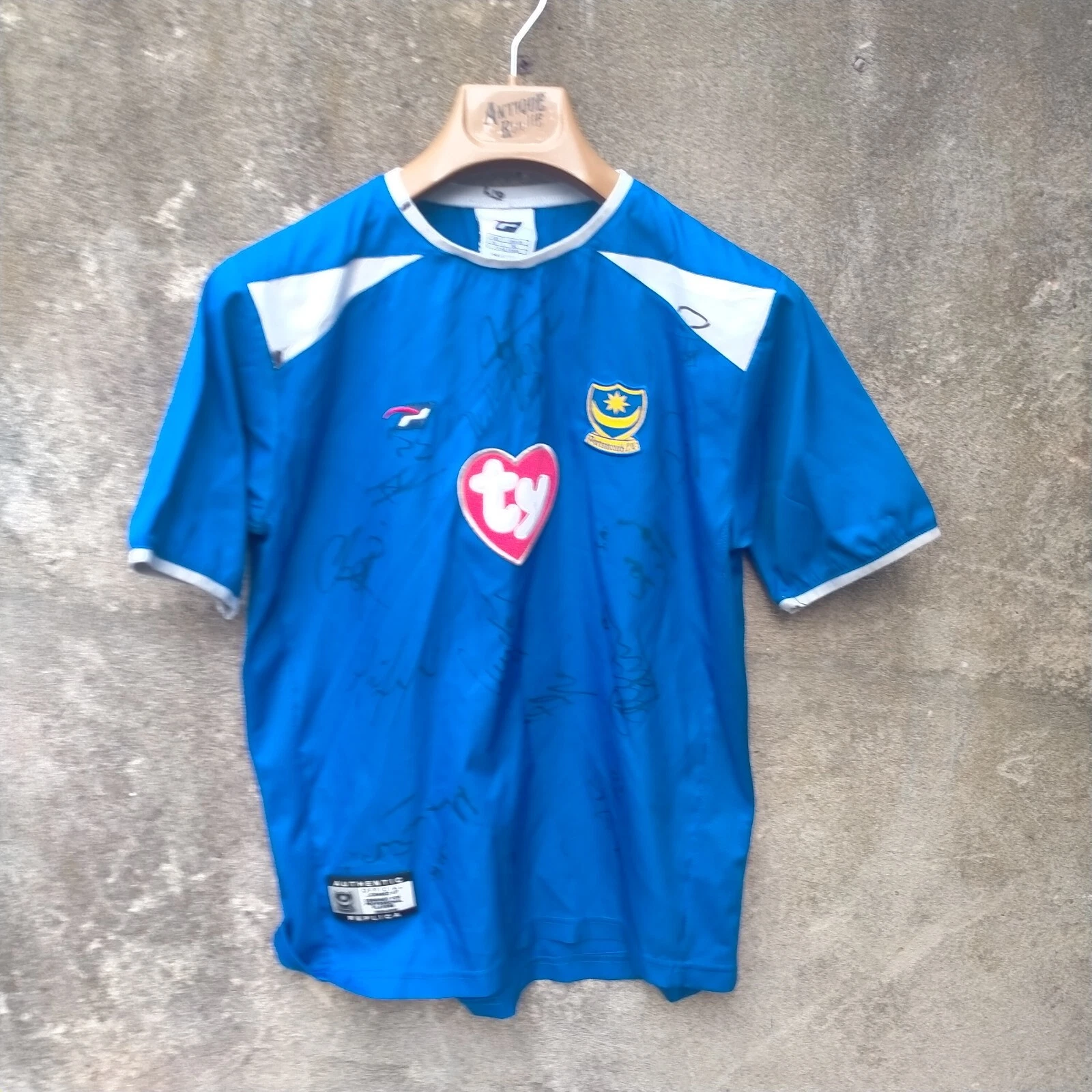 Signed Portsmouth 2003-05 home football jersey shirt