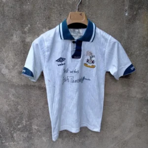 Signed Tottenham Hotspur 1991-93 home football shirt / jersey. Medium boys Spurs