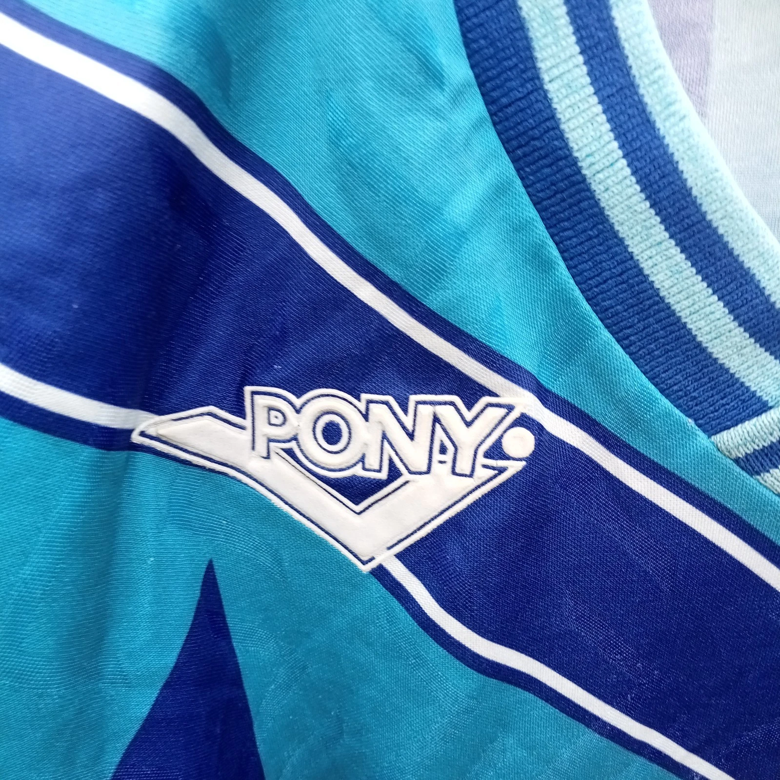 Southampton 1993-95 Away football shirt / jersey. large boys - Image 4