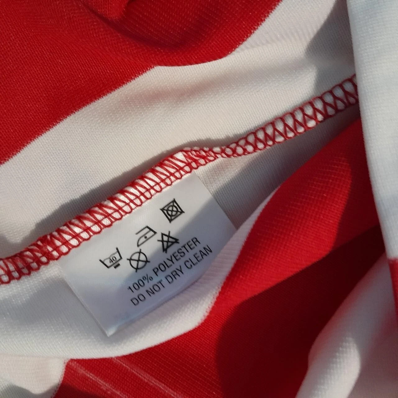 Southampton 2003-05 home football shirt / jersey. XL mens, saints reserves - Image 7