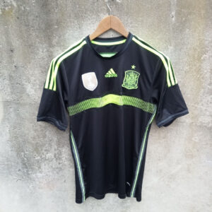 Spain 2013-15 away football shirt / jersey. Medium mens.