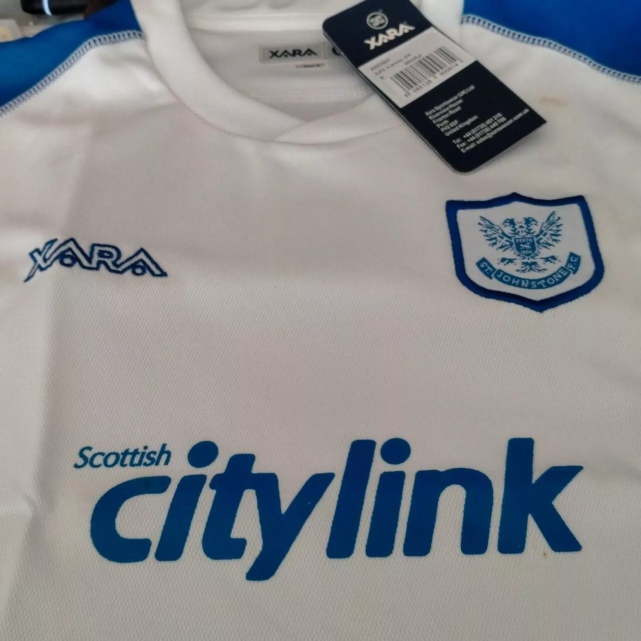 St Johnstone 2003-04 away football shirt / jersey. Small mens. Bnwt - Image 2