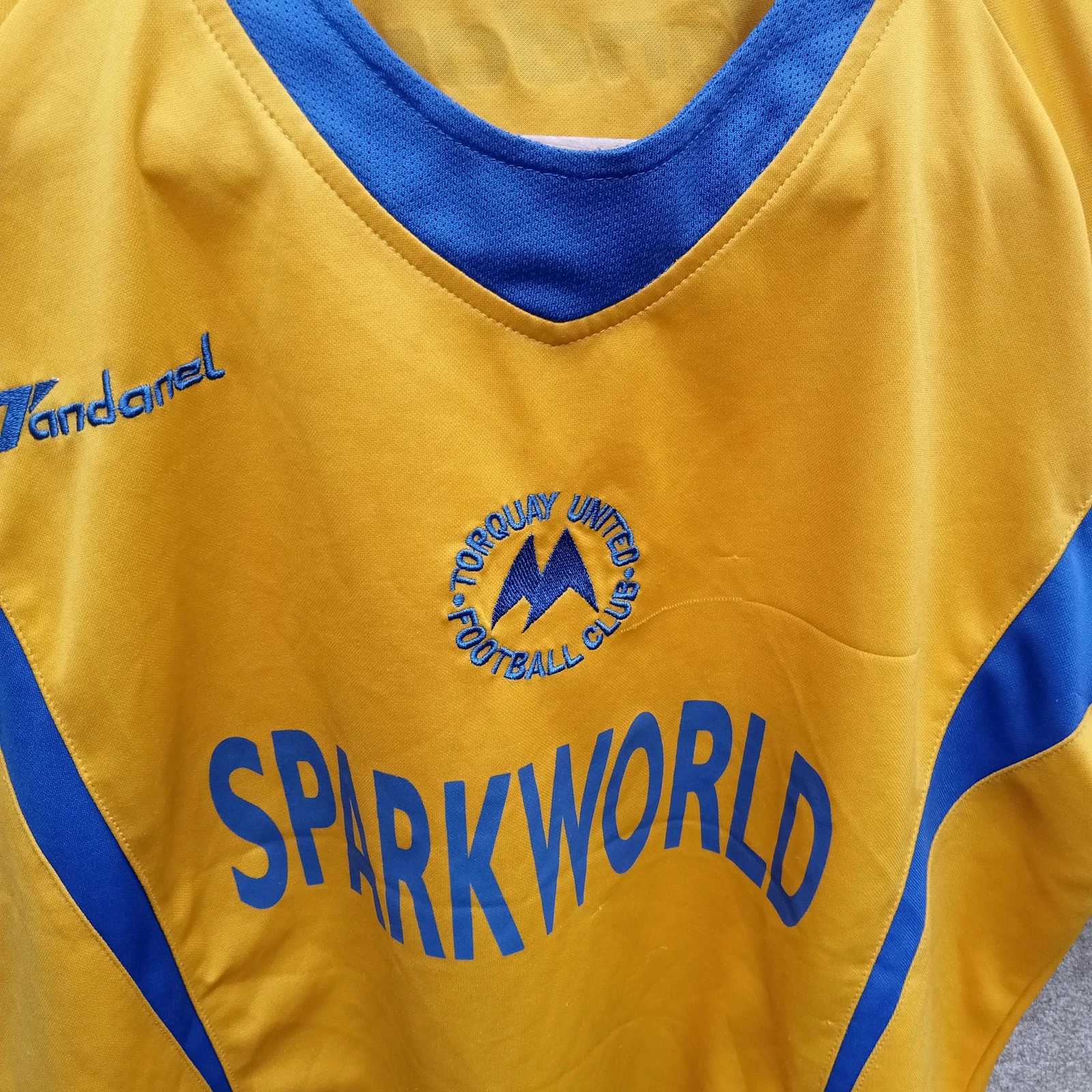 Torquay United 2008-09 Home football shirt | jersey, Mens Small - Image 2