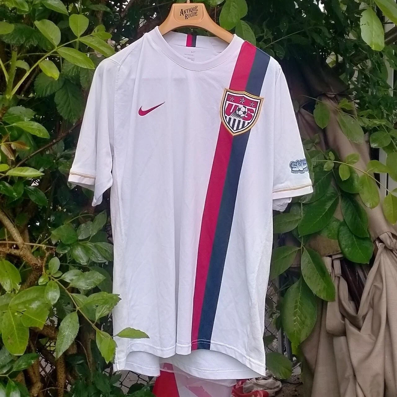 USA 2006-07 home football shirt / jersey. Large mens