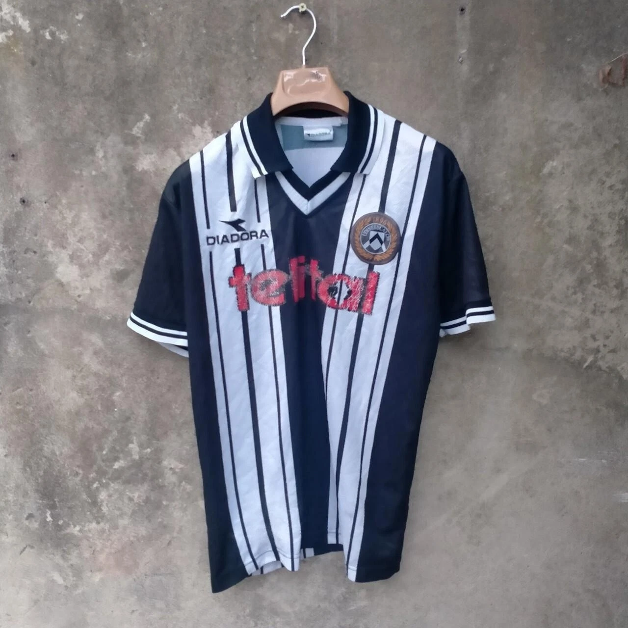 Udinese 1998-99 home football shirt / jersey. Medium mens