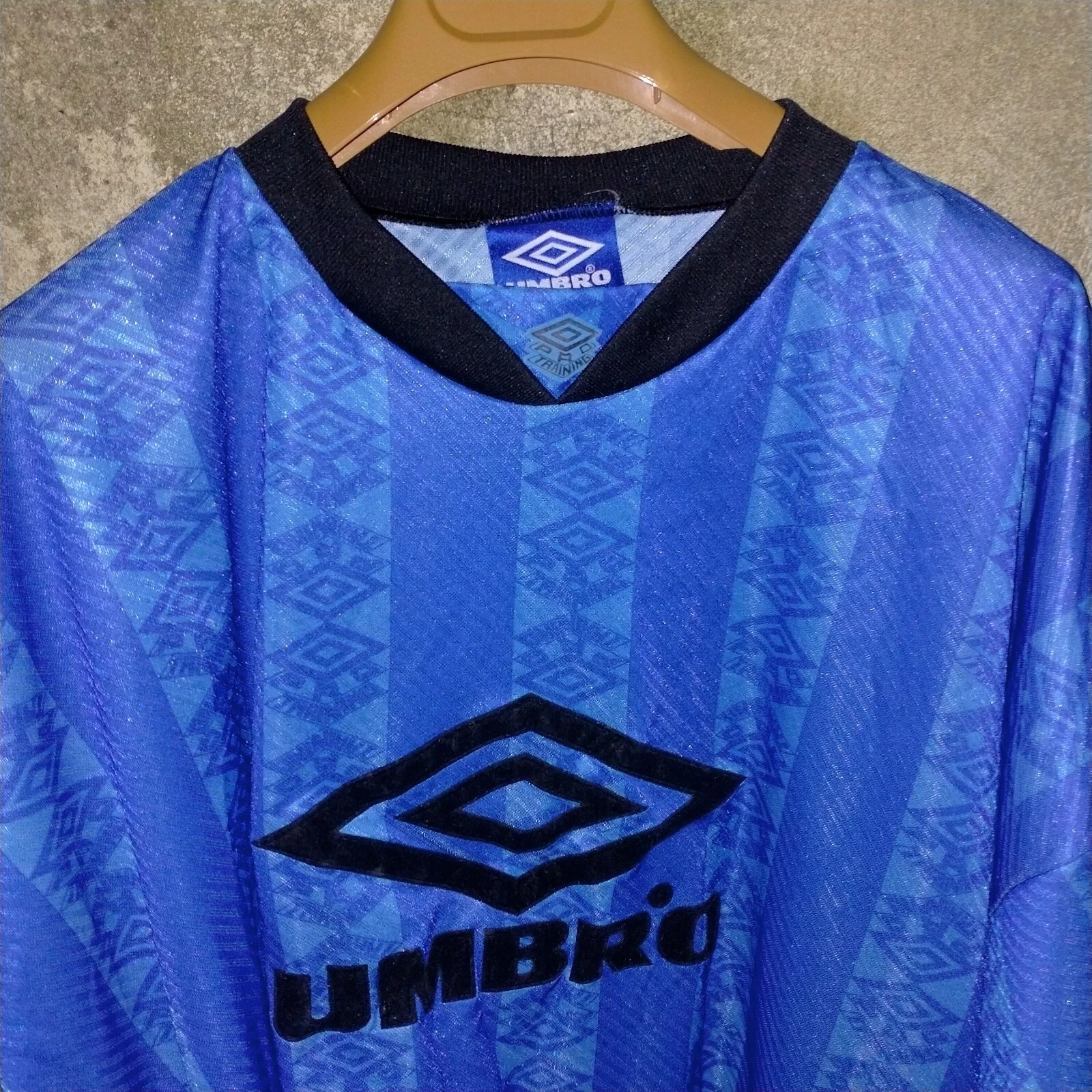 Umbro Pro training football shirt / jersey. XL mens, blue England - Image 2