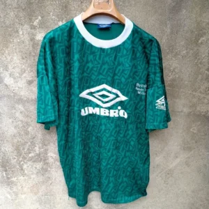 Umbro green 90s football shirt / jersey. Large mens. British Gas North Thames