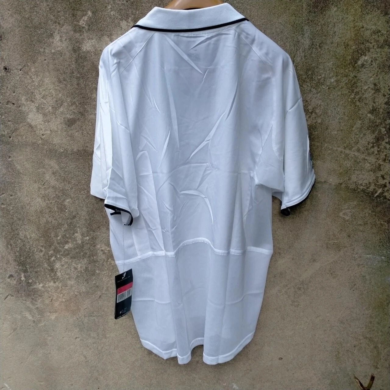 Valencia 2002-03 home football shirt / jersey. Large mens. Bnwt - Image 3