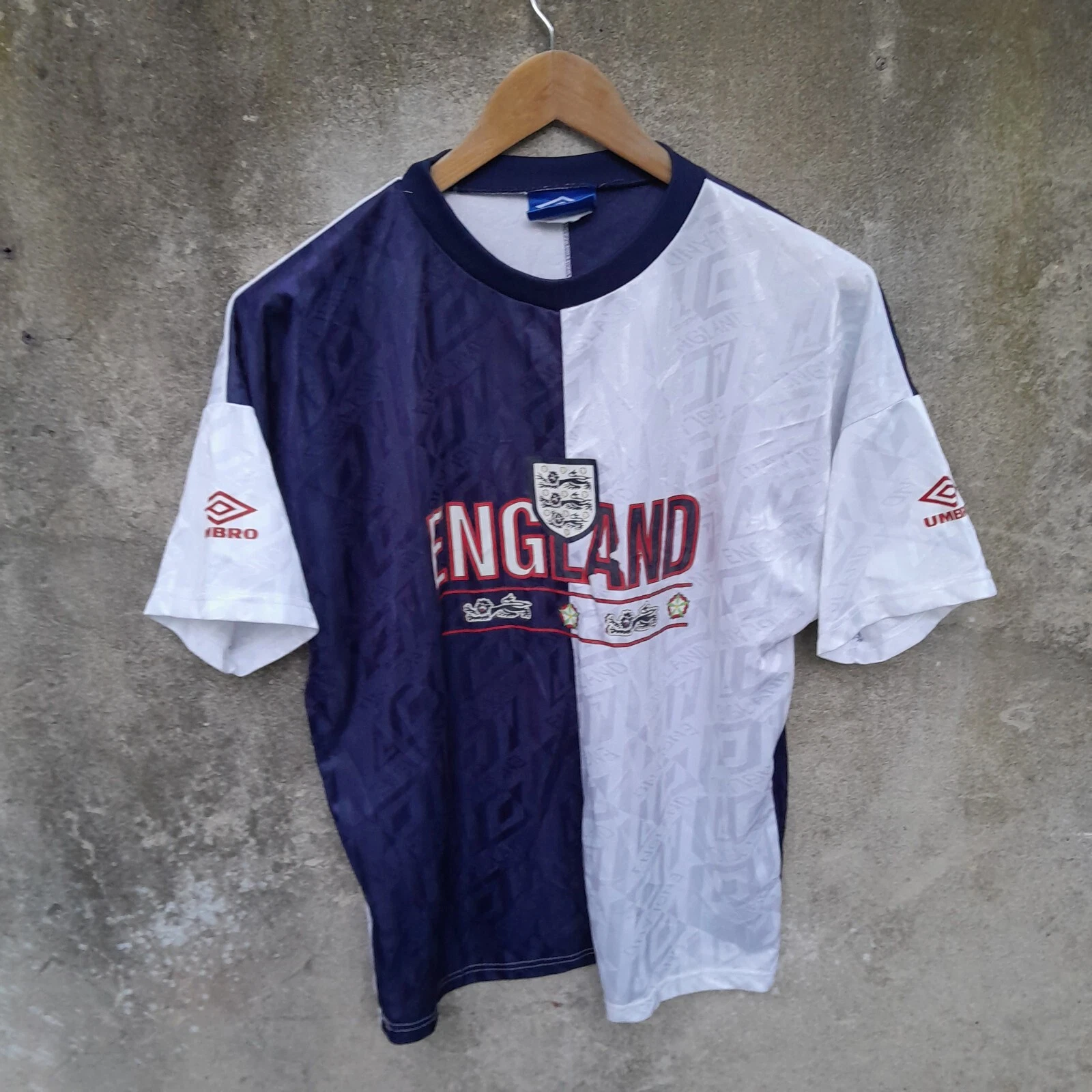 Vintage England 1992-94 training football shirt / jersey, medium mens. Rare