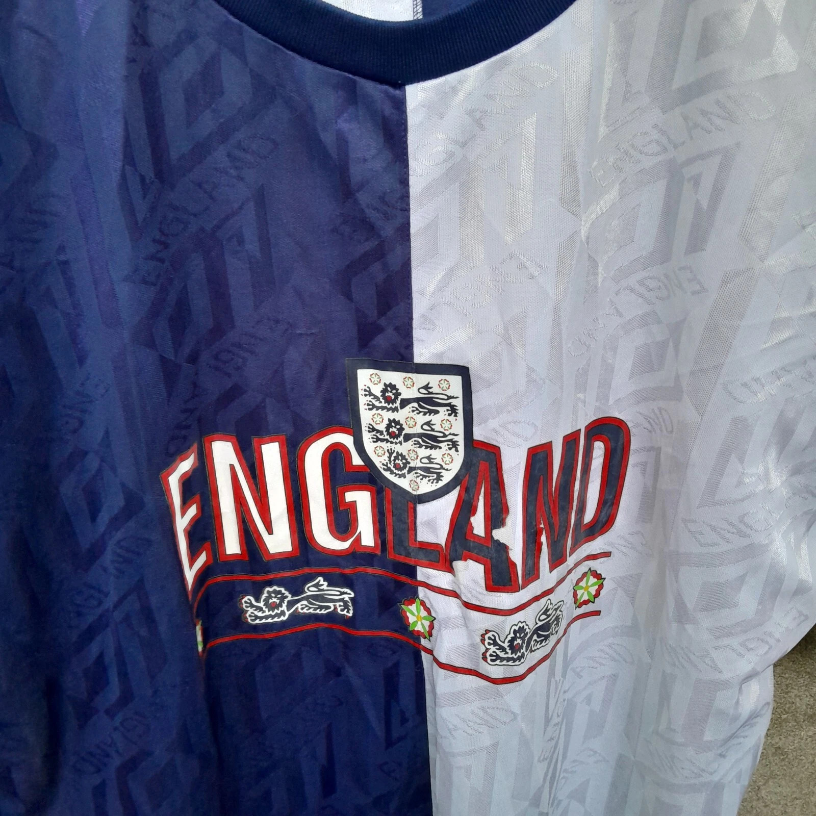Vintage England 1992-94 training football shirt / jersey, medium mens. Rare - Image 2
