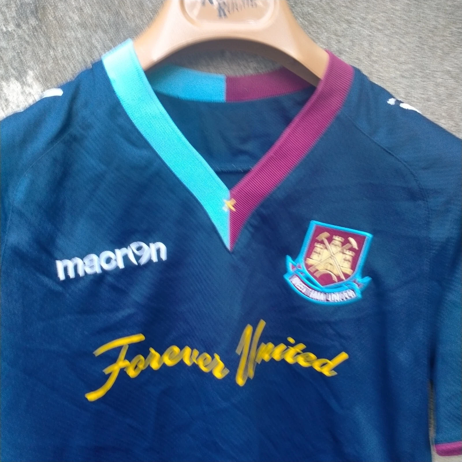West Ham United 2012-13 away football jersey shirt. Small mens - Image 2