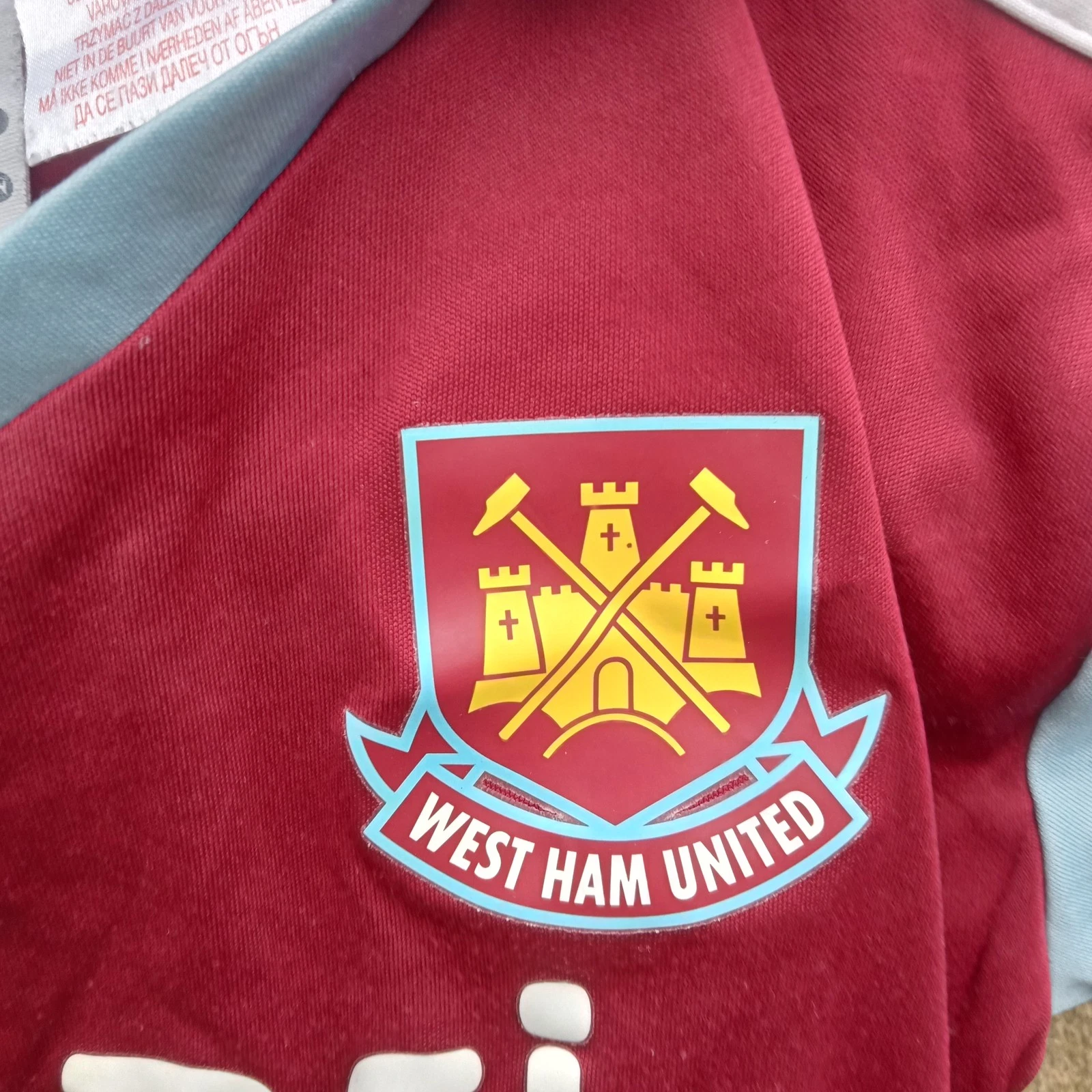 West Ham United 2013-14 home football shirt | jersey, Boys 4-5 Years Small - Image 3