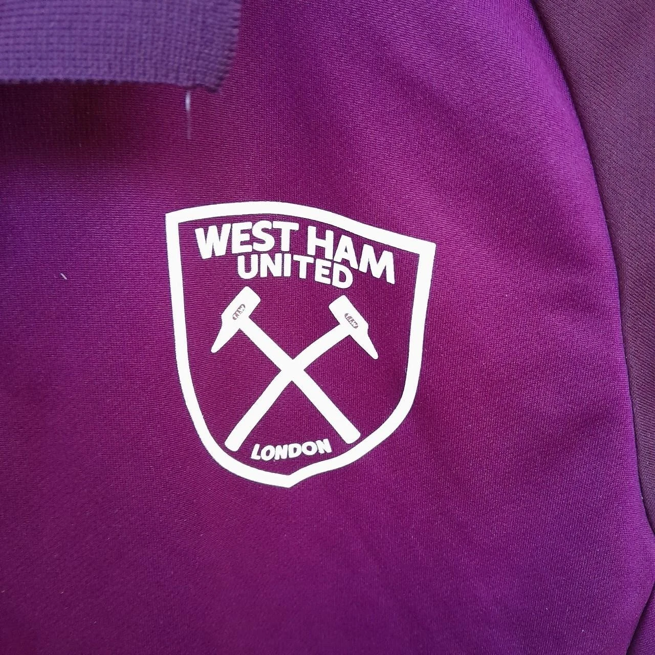West Ham United 2017-18 home polo football shirt / jersey. Medium mens. - Image 2