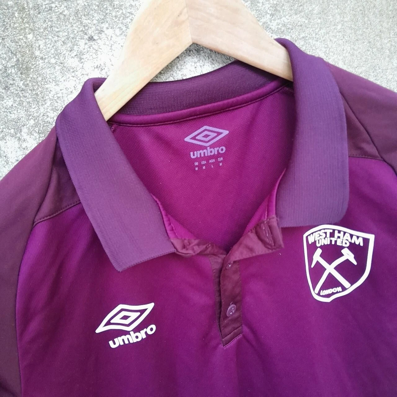 West Ham United 2017-18 home polo football shirt / jersey. Medium mens. - Image 3