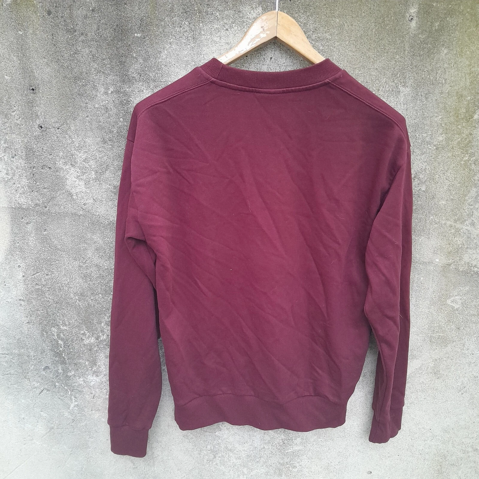 West Ham United home football sweatshirt/ jumper. Small mens. - Image 5