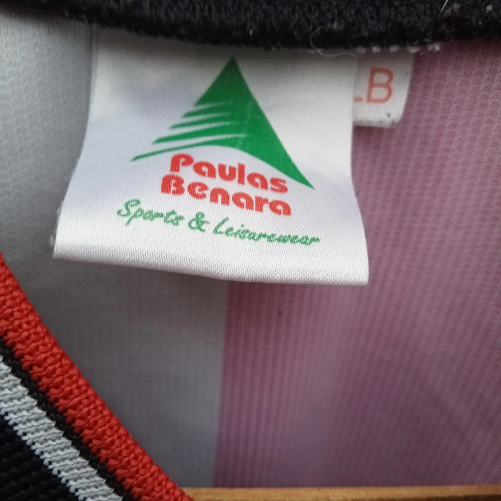 Woking 2008-09 home football shirt | jersey, Boys Large - Image 4