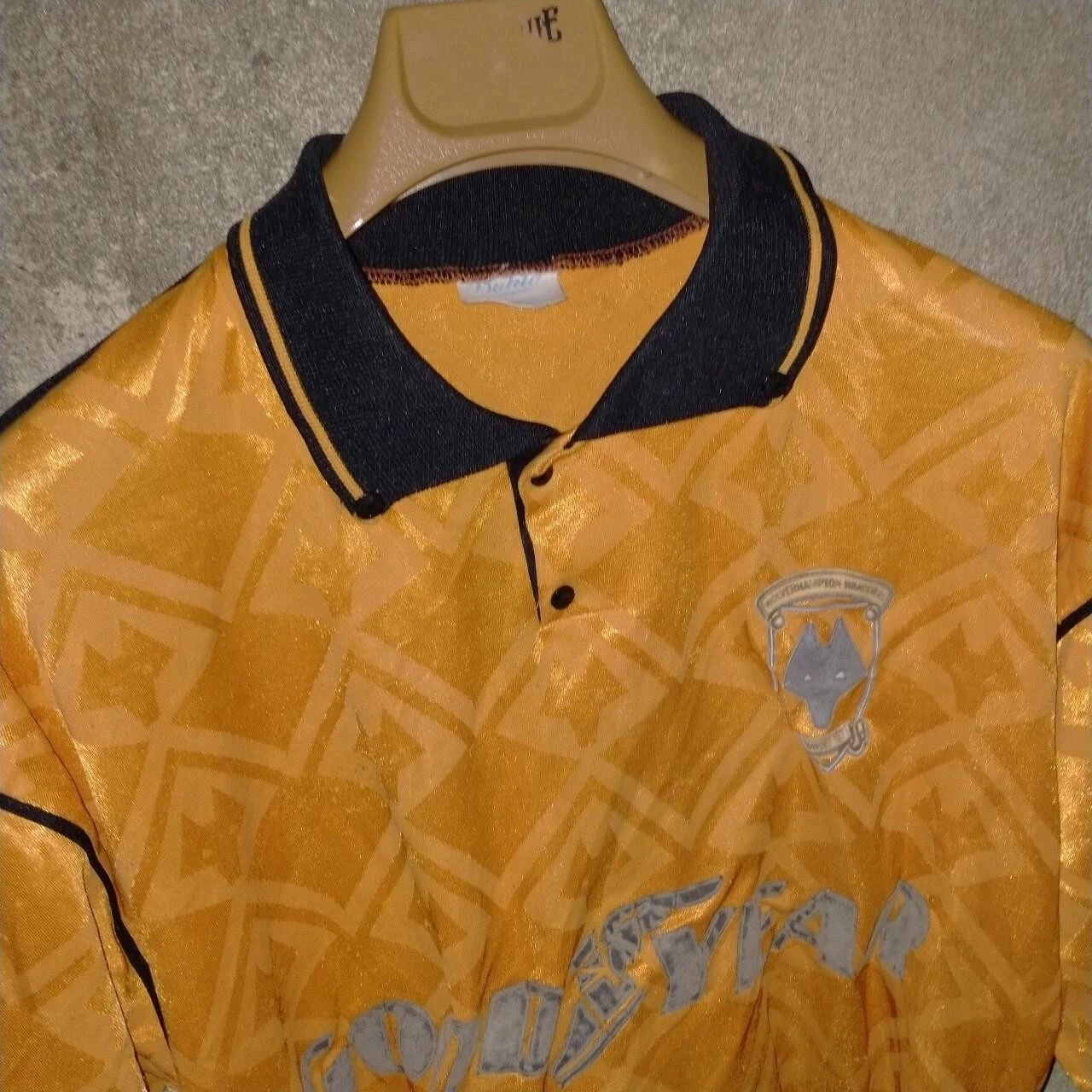 Wolverhampton Wanderers 1990-92 home football shirt / jersey. Medium mens. - Image 2
