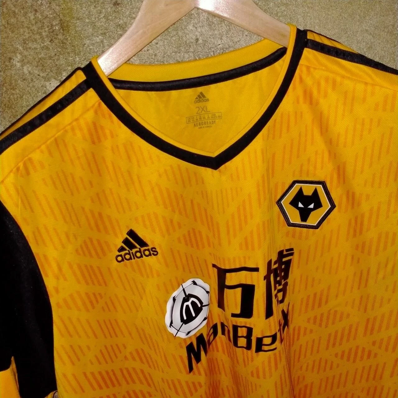 Wolverhampton Wanderers 2020-21 home football shirt / jersey. XXL mens. Wolves - Image 2