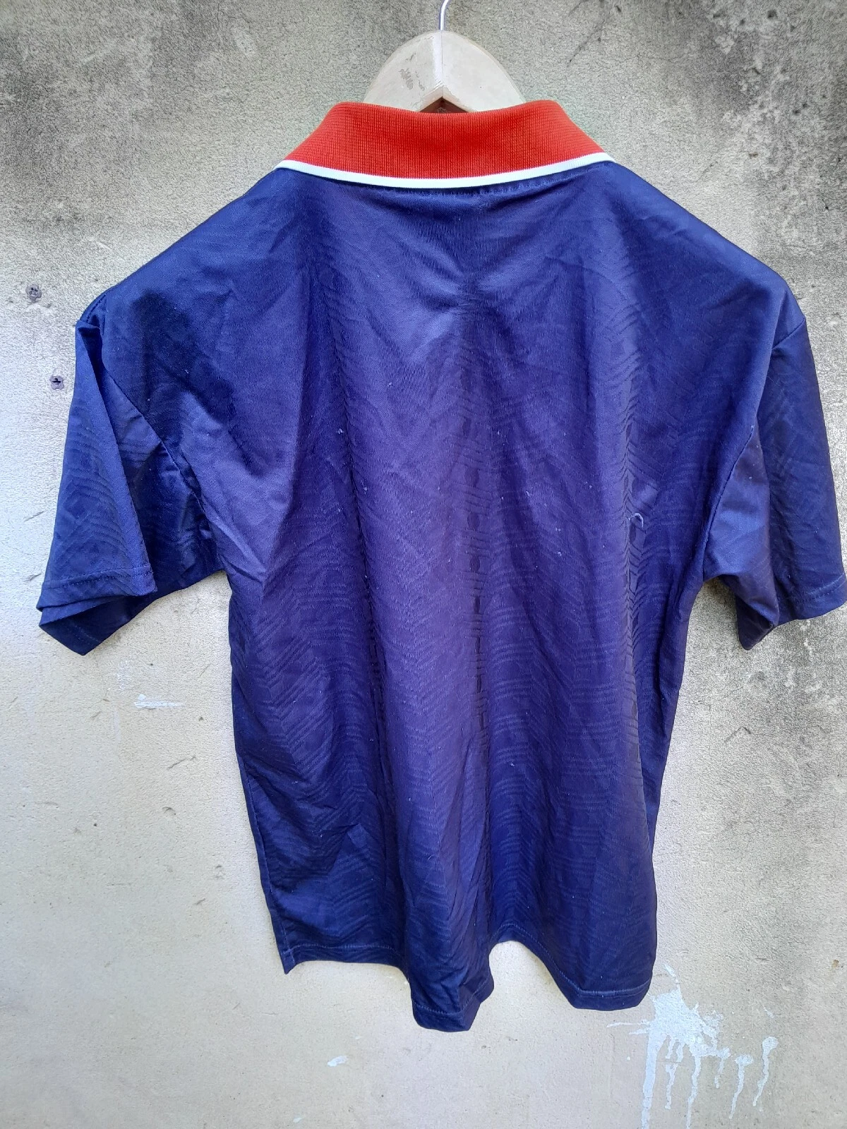 York City 1997-99 away football shirt / jersey. Small mens - Image 3